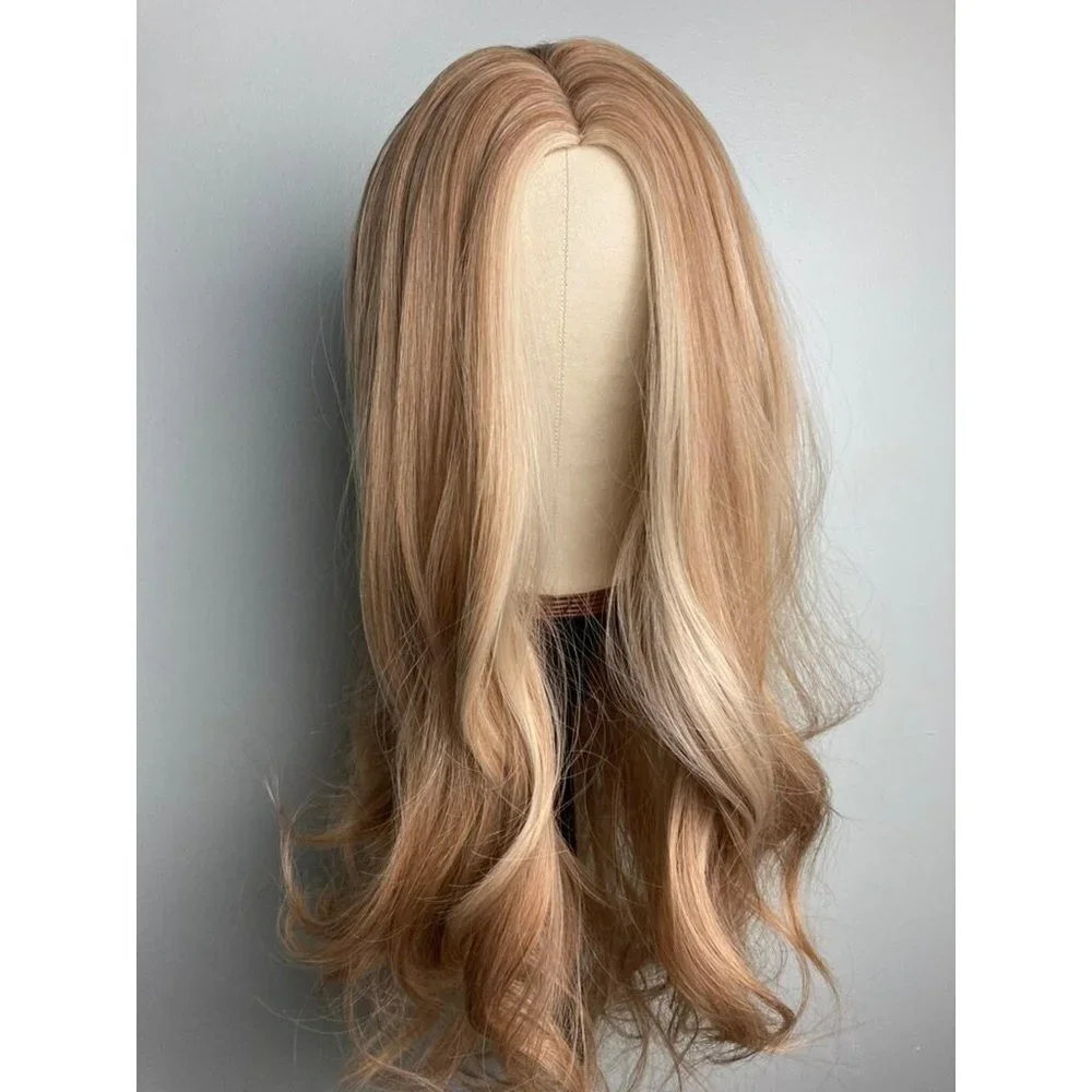 Highlighted Blonde Wavy Wig